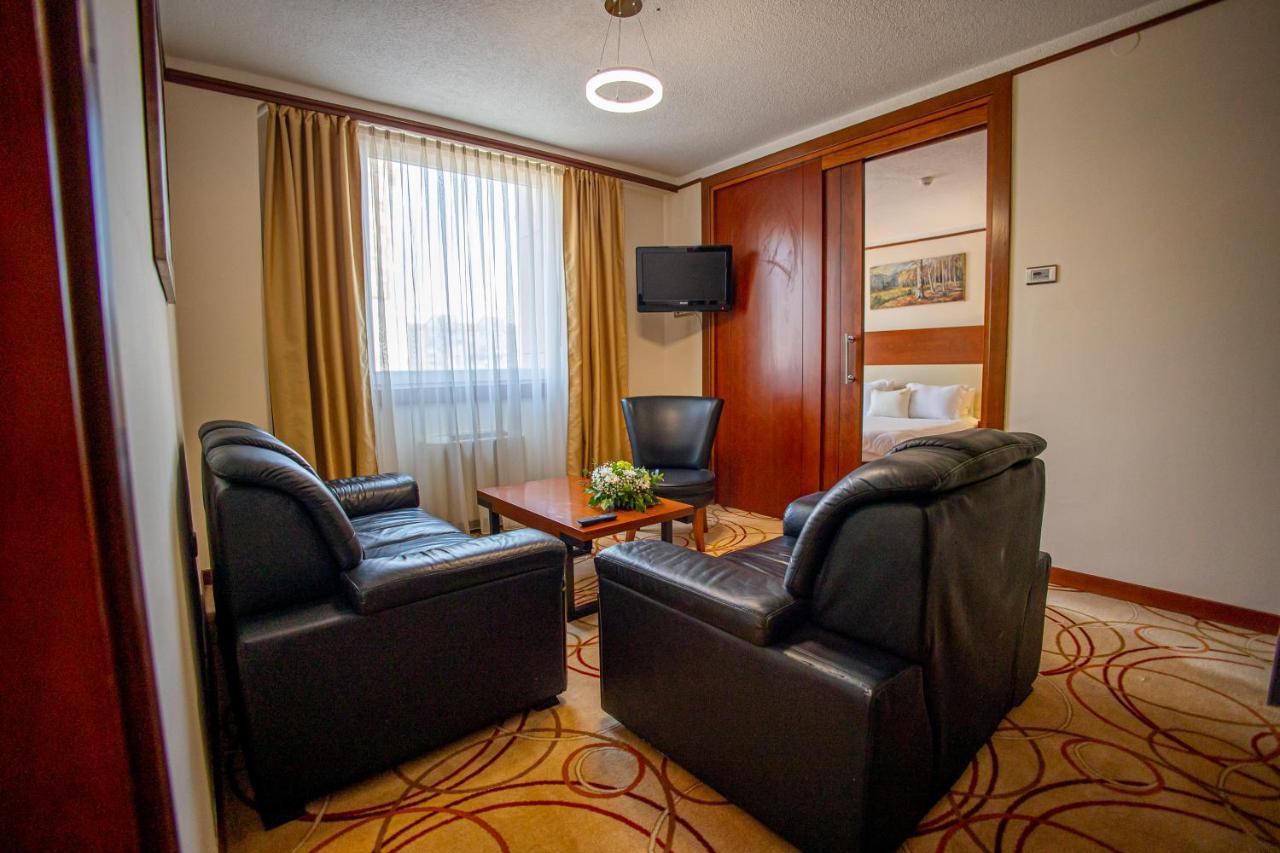 Grand Hotel Tuzla Luaran gambar