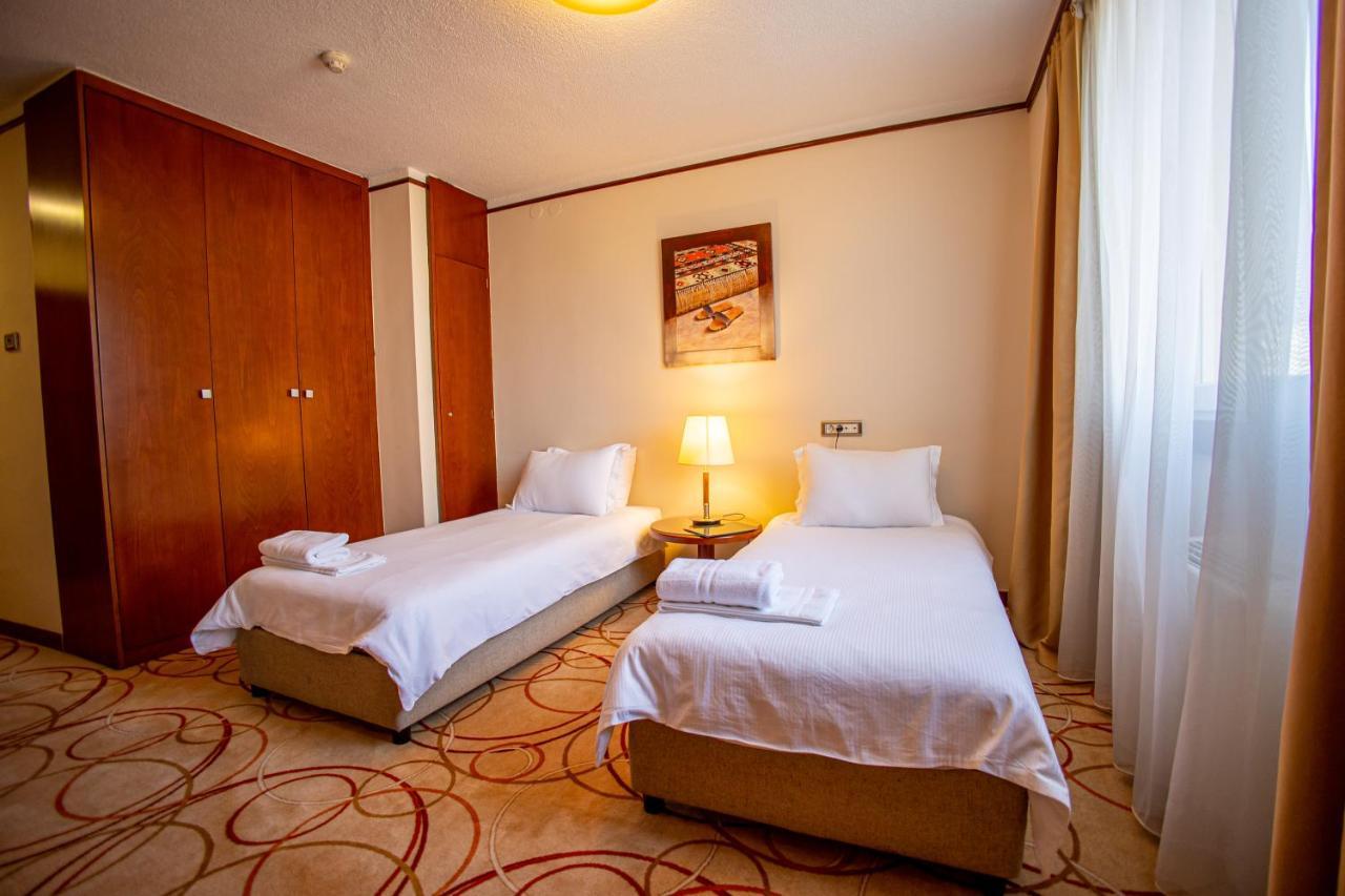 Grand Hotel Tuzla Luaran gambar